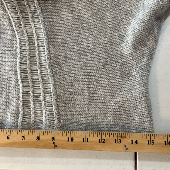 Miilla Rabbit Fur Nylon Blend Sweater Poncho Cape Batwing Sleeves Gray Medium - Picture 7 of 12